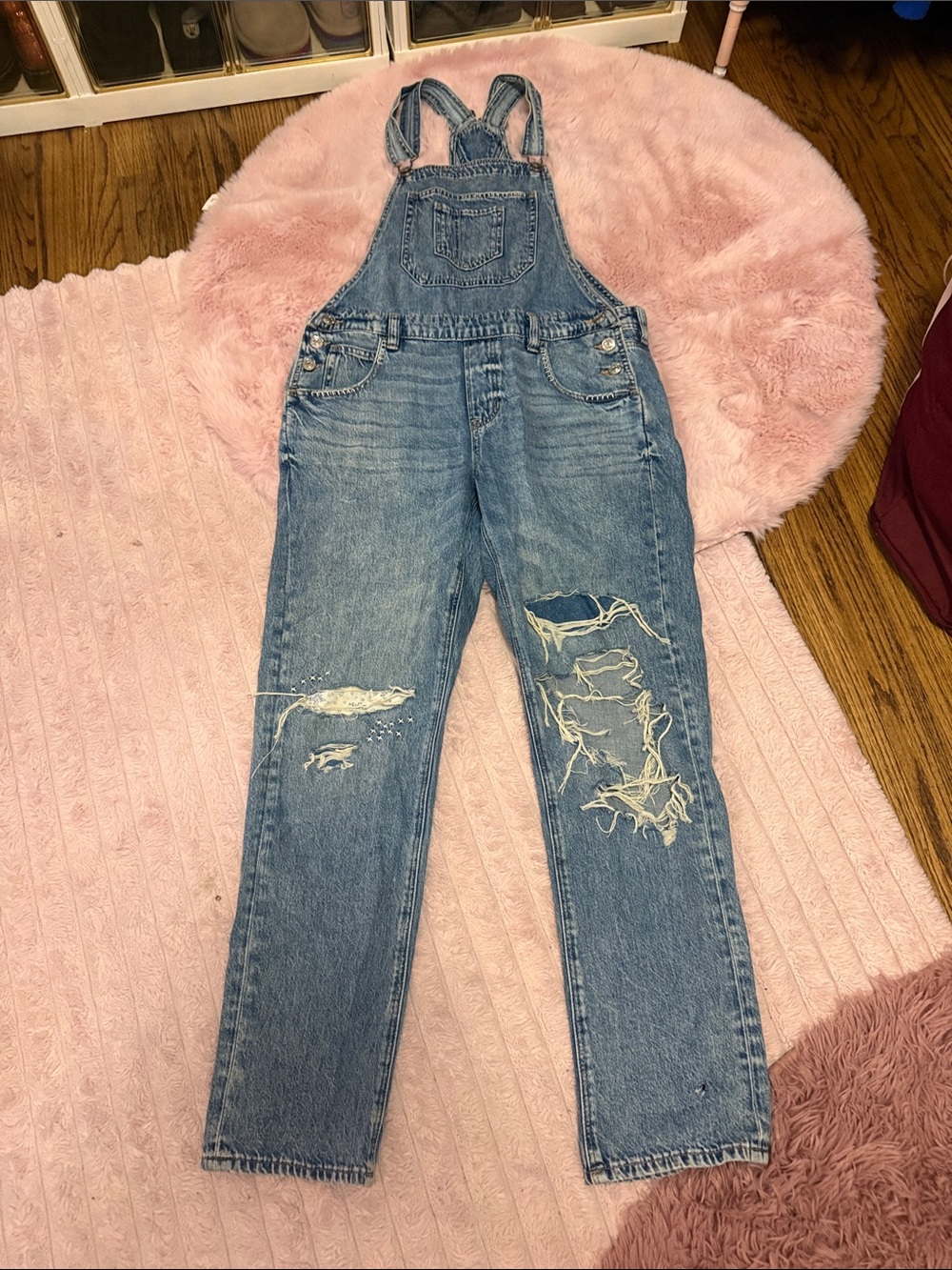 American Eagle Outfitters Light Wash Distressed Denim Overalls